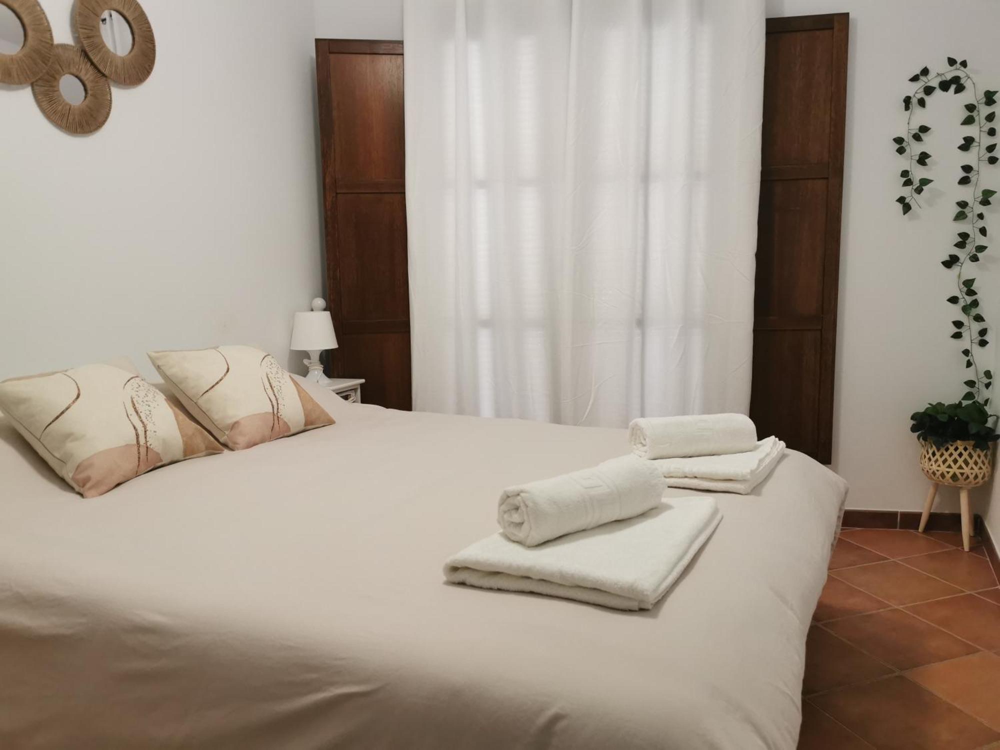 Apartamento Maria Platero Centrico Y Con Las Mejores Vistas Del Casco Antiguo La Montana Y El Mar Mediterraneo Фрихилиана Экстерьер фото