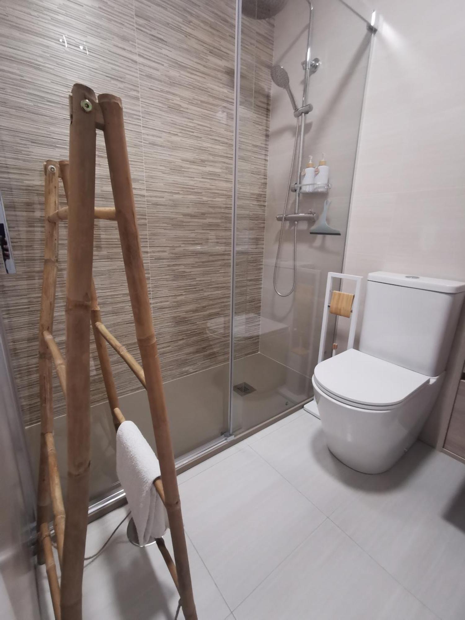 Apartamento Maria Platero Centrico Y Con Las Mejores Vistas Del Casco Antiguo La Montana Y El Mar Mediterraneo Фрихилиана Экстерьер фото